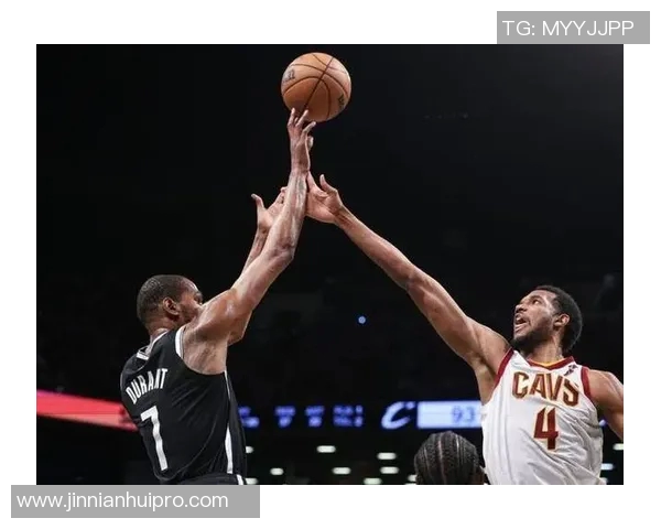 篮网12月战绩出乎意料防守效率领跑联盟展现强大实力